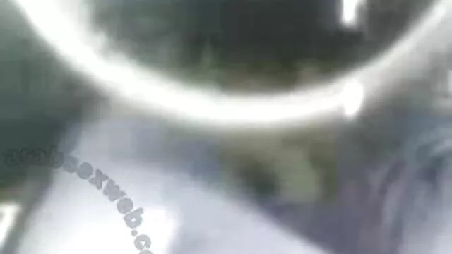 Piss თქვენს ass და შემდეგ დააჭირეთ ფეტიში, სარკეში